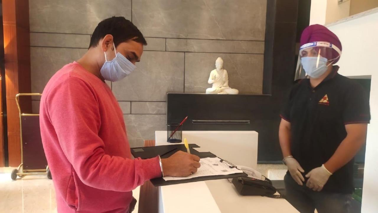Hotel Amritara Sadka Amritsar Zewnętrze zdjęcie