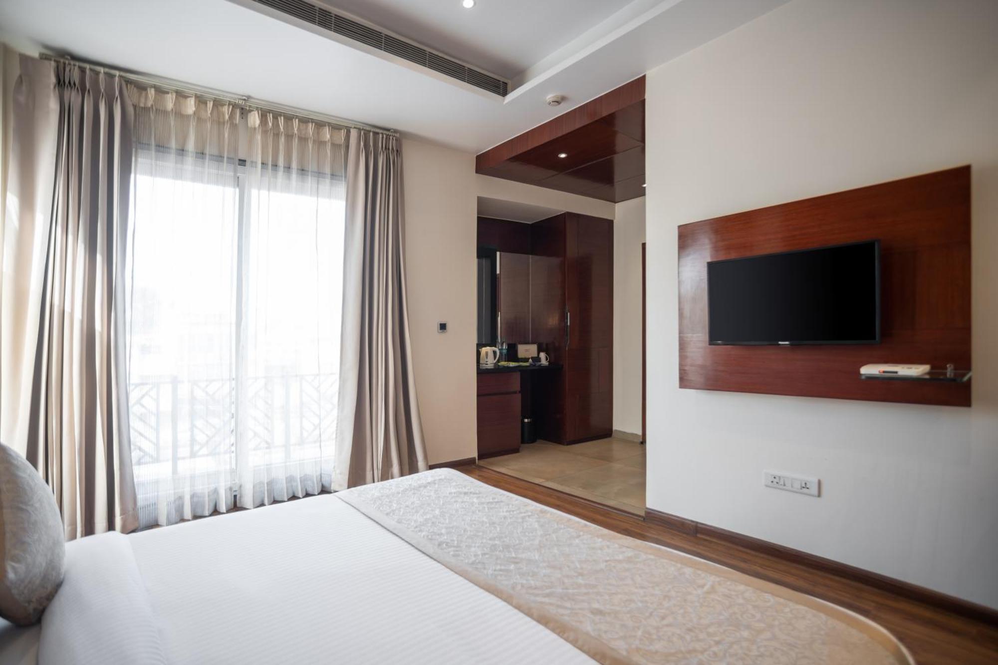 Hotel Amritara Sadka Amritsar Zewnętrze zdjęcie